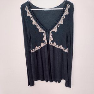 Maurices Dark Hunter Green Stretch Long Sleeve with embroidery Top